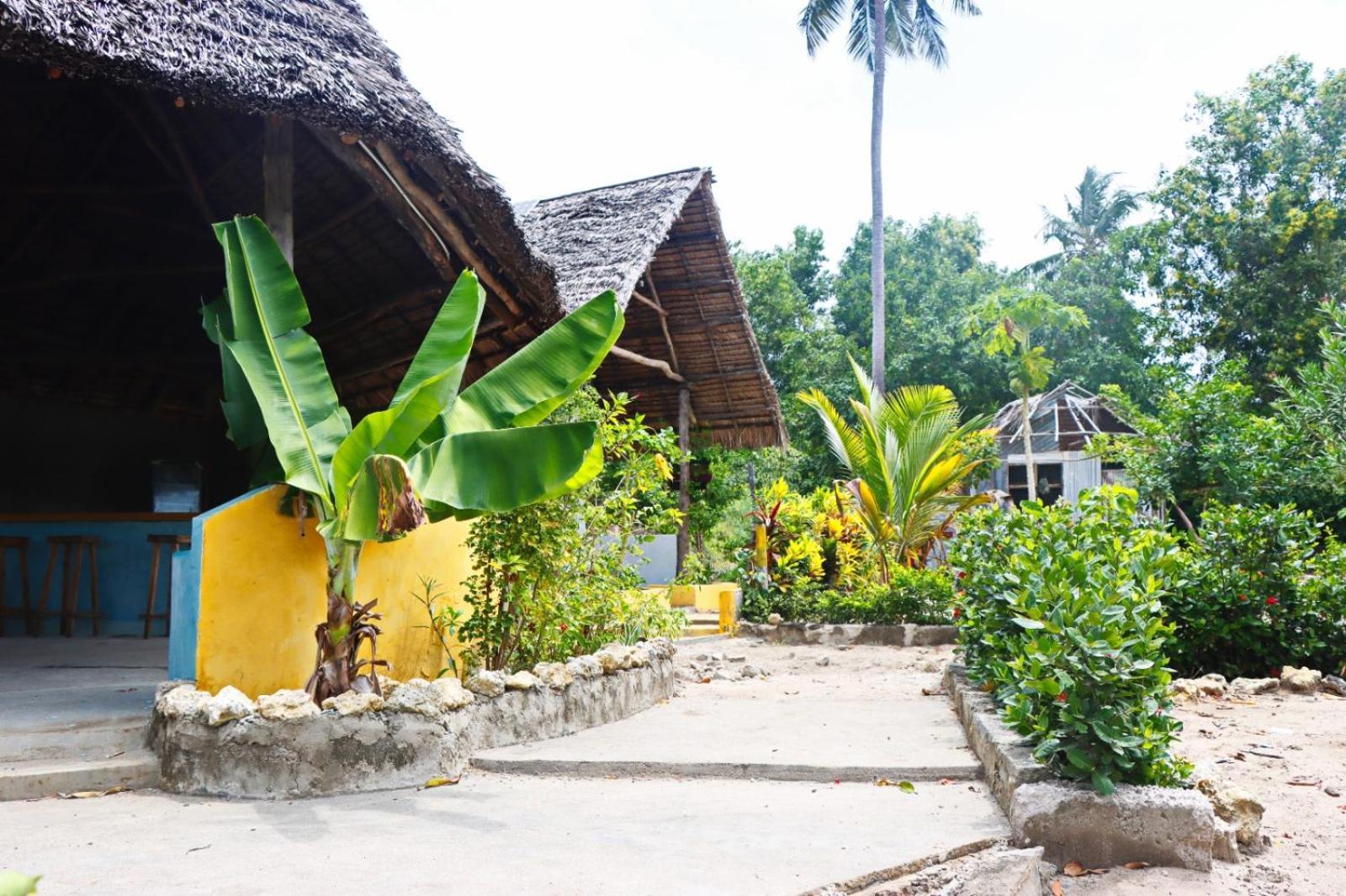 Bed and Breakfast Rasta House Kilindoni Exterior foto